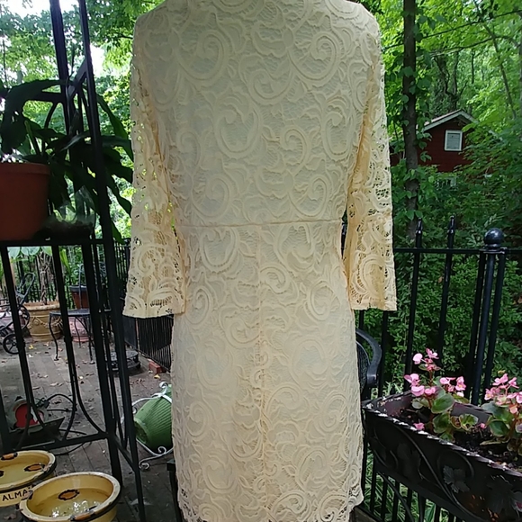 Lacy little yellow dress! - Picture 11 of 11